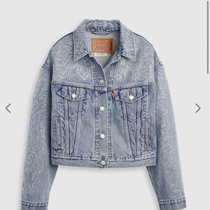 BEYONCÉ X LEVI’S® SHRUNKEN '90S TRUCKER JACKET